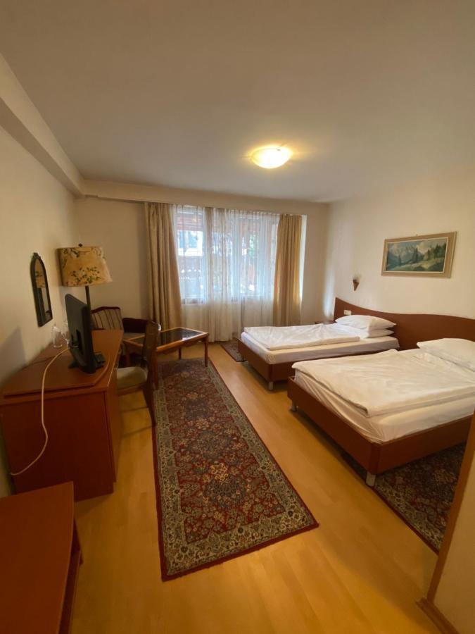 Family Hotel Zdravets Sofia Bilik gambar